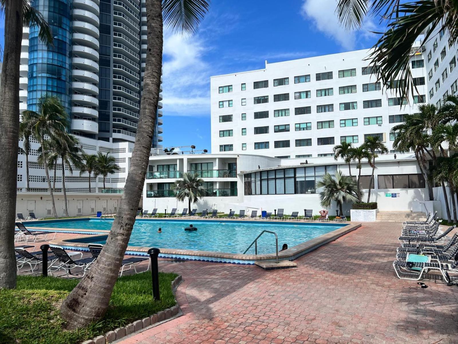 Casablanca Miami Beach Apartment Exterior photo